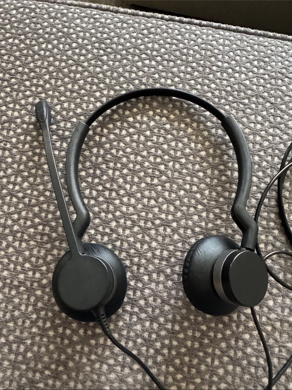 Wired Black Headset with Inline Controls - Jabra